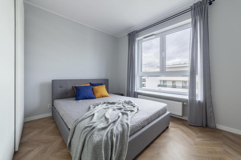 Airport 3Rooms New Apartment With Parking ワルシャワ エクステリア 写真